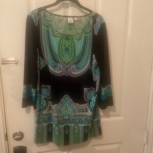 Beautiful tunic top in a size medium.